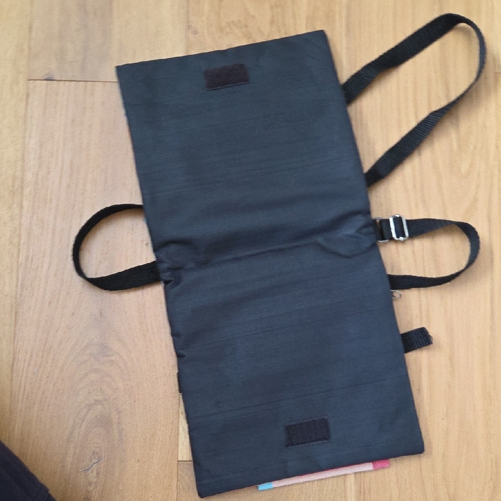 Colorful Crossbody Bag Set - Picture 3 of 4